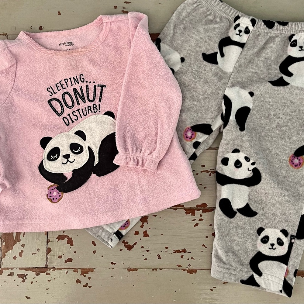 Simple Joy 18 Mo Panda Pajamas